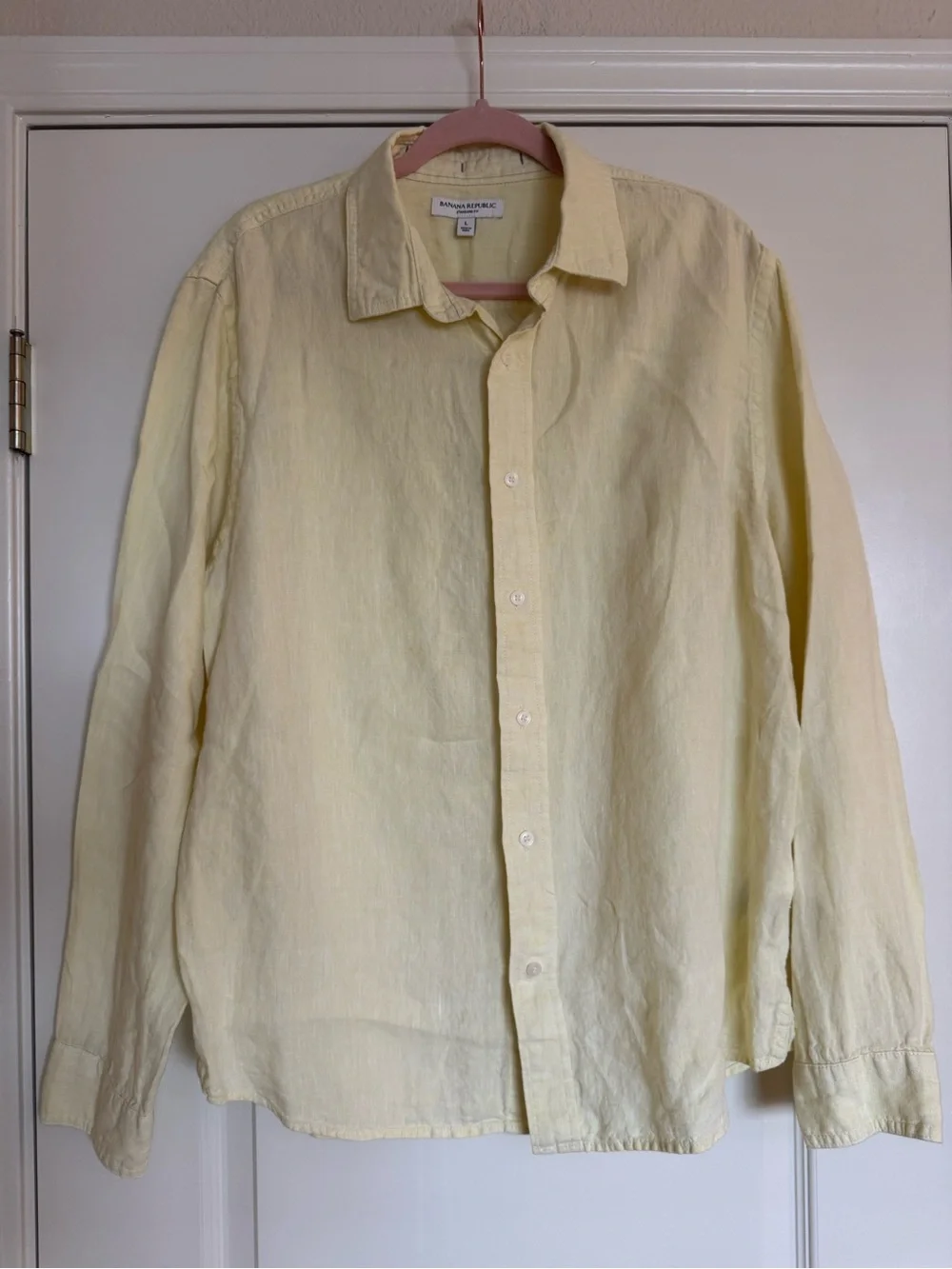 Banana Republic Lightweight Linen Button-Up Shirt in Pale Yellow